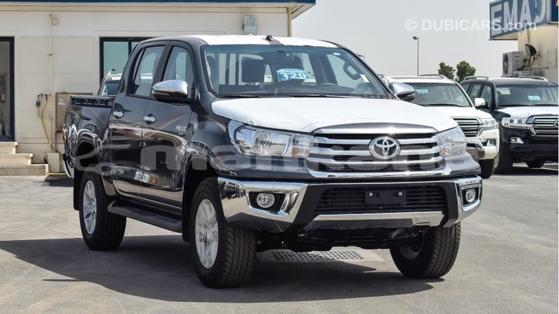 Big with watermark toyota hilux abhasia import dubai 2090