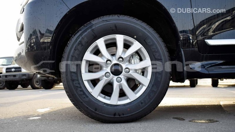Big with watermark toyota land cruiser abhasia import dubai 2092