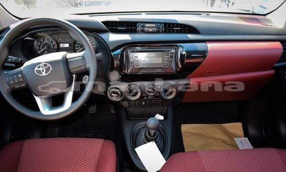 Buy Import Toyota Hilux White Car in Import - Dubai in Abhasia Buy Import Toyota Hilux White Car in Import - Dubai in Abhasia
