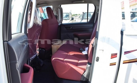 Buy Import Toyota Hilux White Car in Import - Dubai in Abhasia Buy Import Toyota Hilux White Car in Import - Dubai in Abhasia