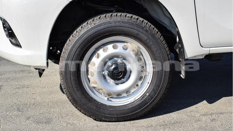 Big with watermark toyota hilux abhasia import dubai 2094