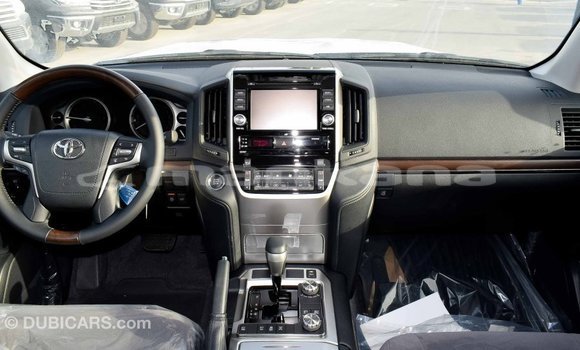 Buy Import Toyota Land Cruiser Black Car in Import - Dubai in Abhasia Buy Import Toyota Land Cruiser Black Car in Import - Dubai in Abhasia