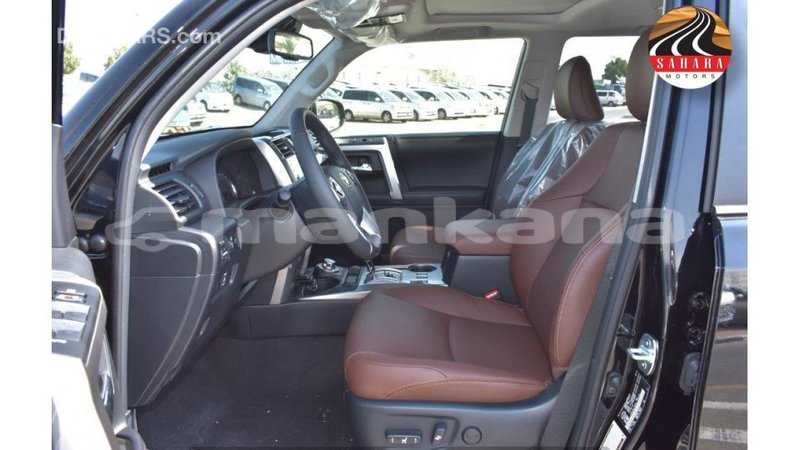 Big with watermark toyota hiace abhasia import dubai 2102