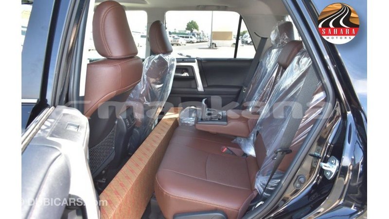 Big with watermark toyota hiace abhasia import dubai 2102