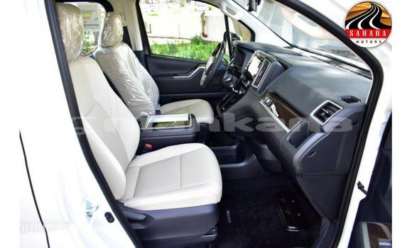 Buy Import Toyota Granvia White Car in Import - Dubai in Abhasia Buy Import Toyota Granvia White Car in Import - Dubai in Abhasia