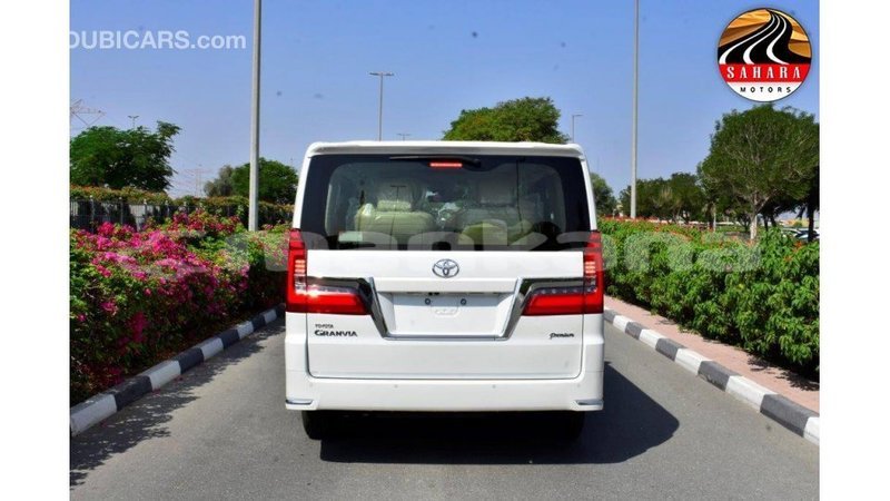 Big with watermark toyota granvia abhasia import dubai 2104