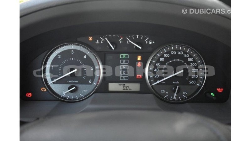 Big with watermark toyota land cruiser abhasia import dubai 2105