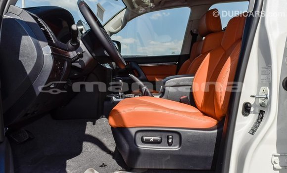 Buy Import Toyota Land Cruiser White Car in Import - Dubai in Abhasia Buy Import Toyota Land Cruiser White Car in Import - Dubai in Abhasia