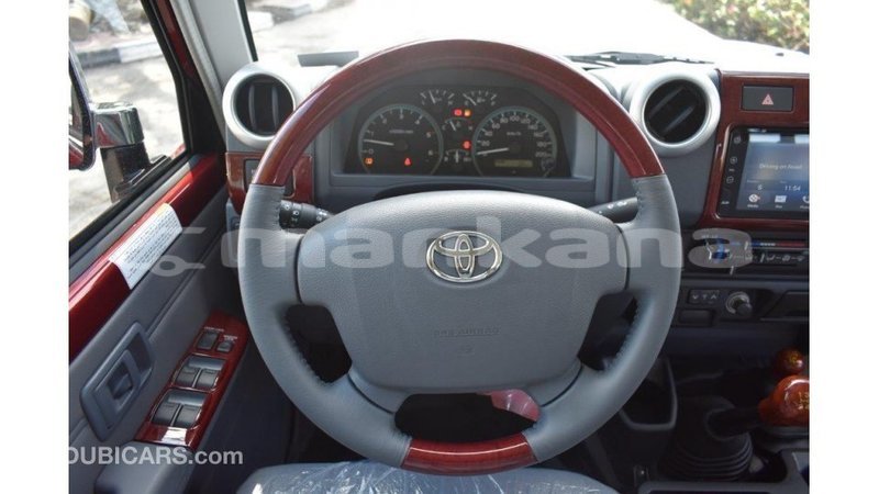 Big with watermark toyota land cruiser abhasia import dubai 2120