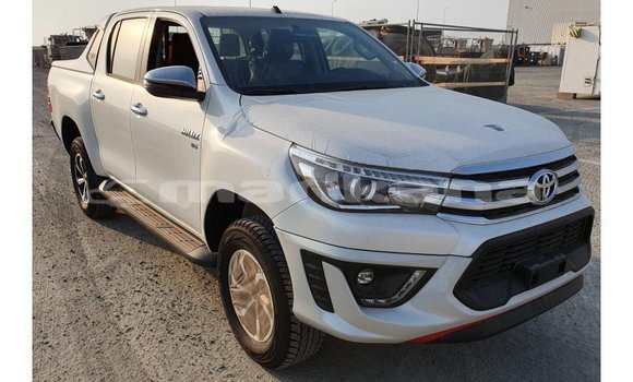 Buy Import Toyota Hilux White Car in Import - Dubai in Abhasia Buy Import Toyota Hilux White Car in Import - Dubai in Abhasia