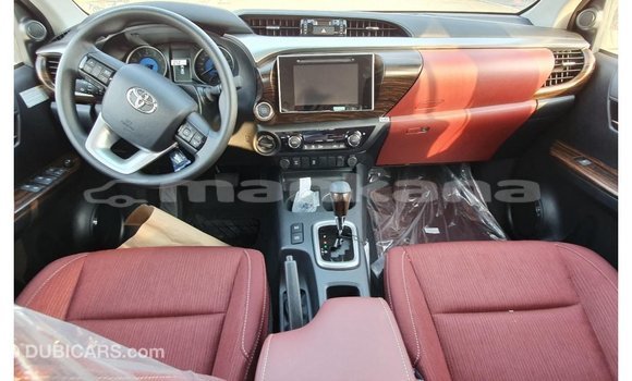 Buy Import Toyota Hilux White Car in Import - Dubai in Abhasia Buy Import Toyota Hilux White Car in Import - Dubai in Abhasia