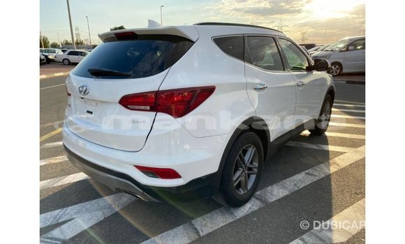 Buy Import Hyundai Santa Fe White Car in Import - Dubai in Abhasia Buy Import Hyundai Santa Fe White Car in Import - Dubai in Abhasia