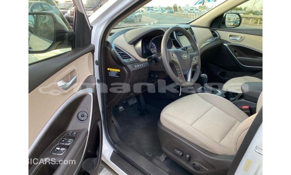 Buy Import Hyundai Santa Fe White Car in Import - Dubai in Abhasia Buy Import Hyundai Santa Fe White Car in Import - Dubai in Abhasia
