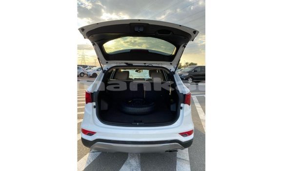 Buy Import Hyundai Santa Fe White Car in Import - Dubai in Abhasia Buy Import Hyundai Santa Fe White Car in Import - Dubai in Abhasia