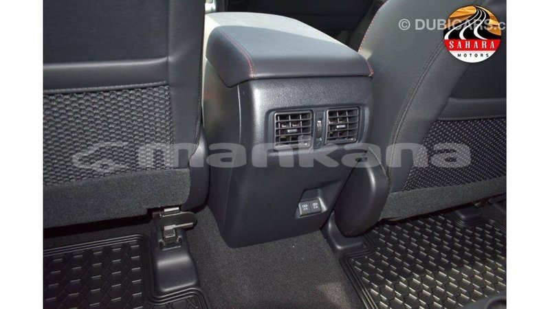 Big with watermark toyota hiace abhasia import dubai 2127