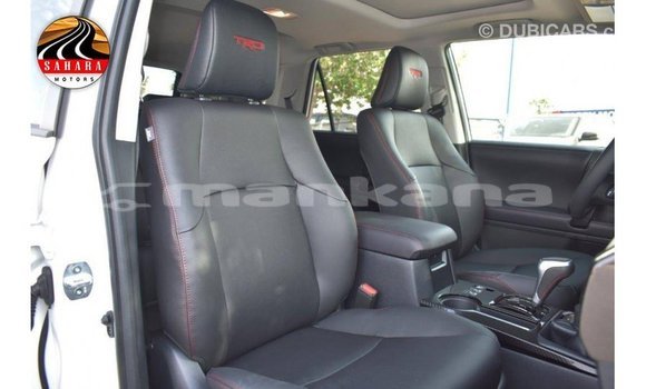 Buy Import Toyota HiAce White Truck in Import - Dubai in Abhasia Buy Import Toyota HiAce White Truck in Import - Dubai in Abhasia