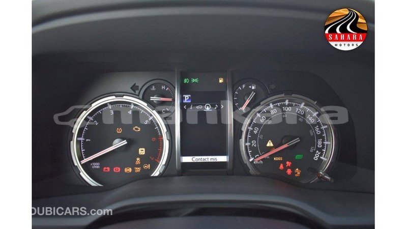 Big with watermark toyota hiace abhasia import dubai 2127