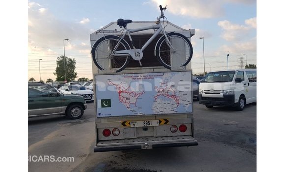 Buy Import Kia Carens White Car in Import - Dubai in Abhasia Buy Import Kia Carens White Car in Import - Dubai in Abhasia