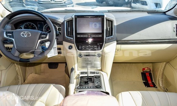 Buy Import Toyota Land Cruiser Black Car in Import - Dubai in Abhasia Buy Import Toyota Land Cruiser Black Car in Import - Dubai in Abhasia