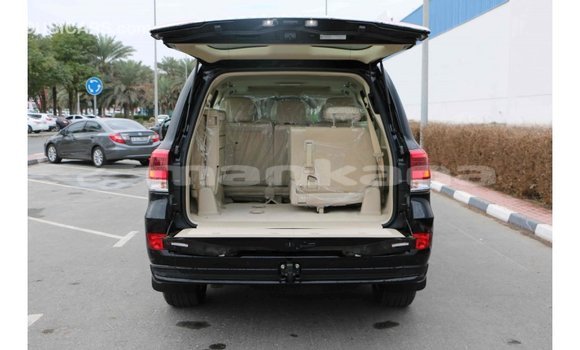 Buy Import Toyota Land Cruiser Black Car in Import - Dubai in Abhasia Buy Import Toyota Land Cruiser Black Car in Import - Dubai in Abhasia