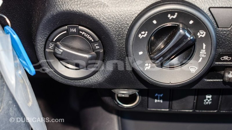 Big with watermark toyota hilux abhasia import dubai 2137