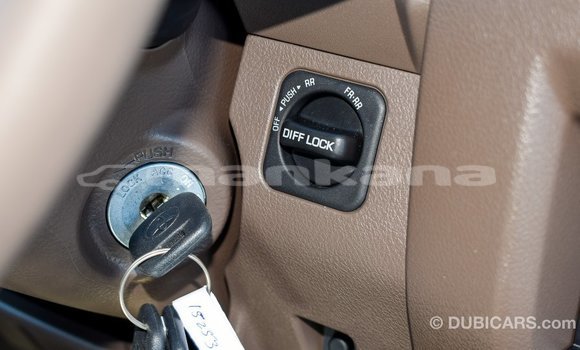 Buy Import Toyota Land Cruiser Beige Car in Import - Dubai in Abhasia Buy Import Toyota Land Cruiser Beige Car in Import - Dubai in Abhasia