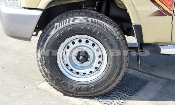 Buy Import Toyota Land Cruiser Beige Car in Import - Dubai in Abhasia Buy Import Toyota Land Cruiser Beige Car in Import - Dubai in Abhasia