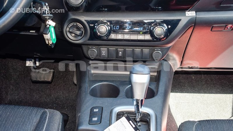 Big with watermark toyota hilux abhasia import dubai 2141