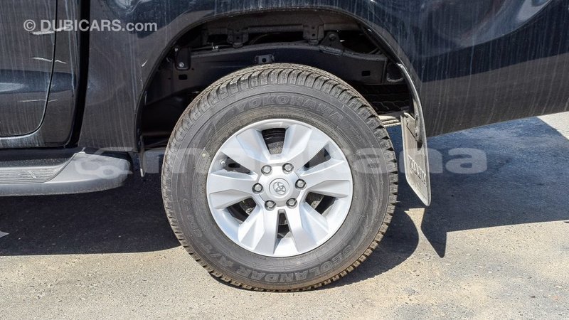 Big with watermark toyota hilux abhasia import dubai 2141