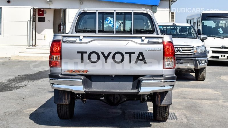 Big with watermark toyota hilux abhasia import dubai 2142