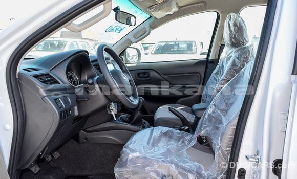 Buy Import Mitsubishi L200 White Car in Import - Dubai in Abhasia Buy Import Mitsubishi L200 White Car in Import - Dubai in Abhasia