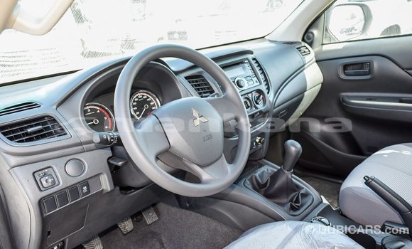 Buy Import Mitsubishi L200 White Car in Import - Dubai in Abhasia Buy Import Mitsubishi L200 White Car in Import - Dubai in Abhasia