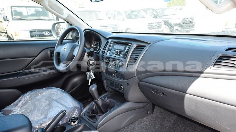 Big with watermark mitsubishi l200 abhasia import dubai 2143