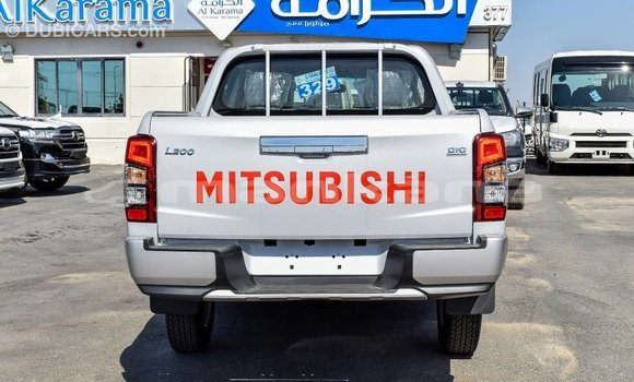 Buy Import Mitsubishi L200 White Car in Import - Dubai in Abhasia Buy Import Mitsubishi L200 White Car in Import - Dubai in Abhasia