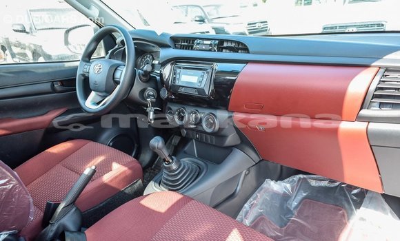 Buy Import Toyota Hilux White Car in Import - Dubai in Abhasia Buy Import Toyota Hilux White Car in Import - Dubai in Abhasia