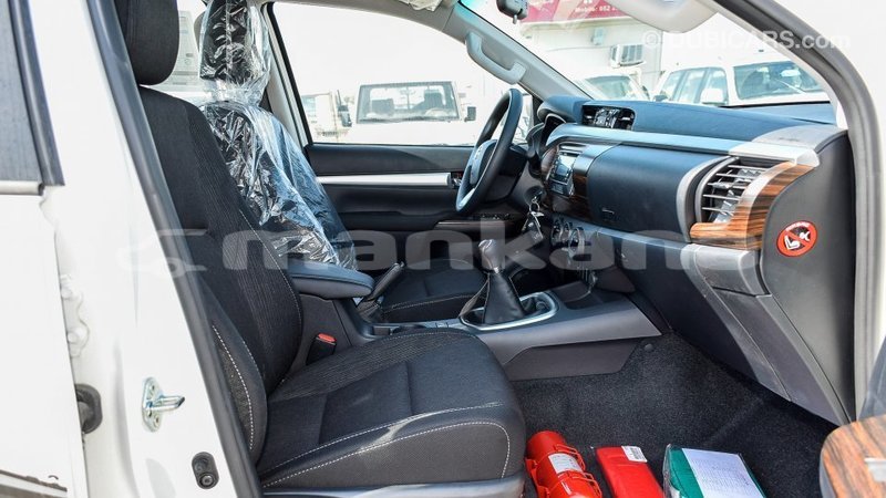 Big with watermark toyota hilux abhasia import dubai 2147