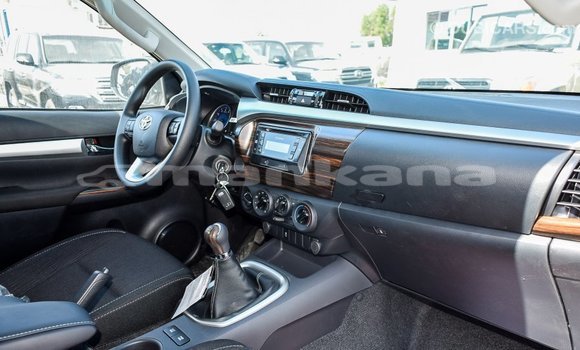 Buy Import Toyota Hilux White Car in Import - Dubai in Abhasia Buy Import Toyota Hilux White Car in Import - Dubai in Abhasia