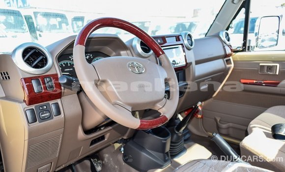 Buy Import Toyota Land Cruiser Beige Car in Import - Dubai in Abhasia Buy Import Toyota Land Cruiser Beige Car in Import - Dubai in Abhasia