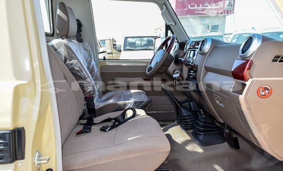 Buy Import Toyota Land Cruiser Beige Car in Import - Dubai in Abhasia Buy Import Toyota Land Cruiser Beige Car in Import - Dubai in Abhasia