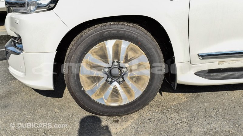 Big with watermark toyota land cruiser abhasia import dubai 2149