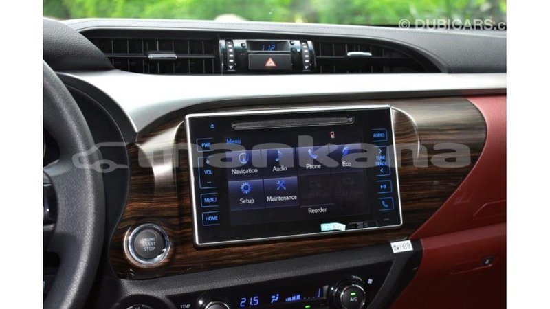 Big with watermark toyota hilux abhasia import dubai 2153