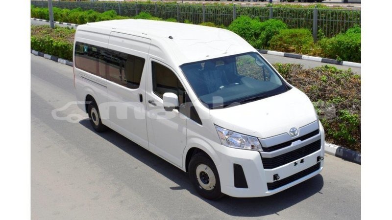 Big with watermark toyota hiace abhasia import dubai 2155