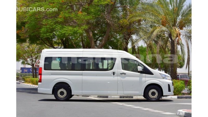 Big with watermark toyota hiace abhasia import dubai 2155