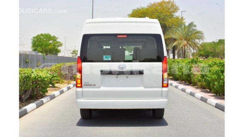 Big with watermark toyota hiace abhasia import dubai 2155