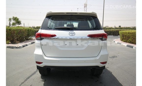 Buy Import Toyota Fortuner White Car in Import - Dubai in Abhasia Buy Import Toyota Fortuner White Car in Import - Dubai in Abhasia