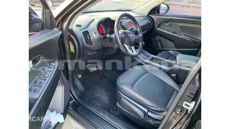 Big with watermark kia sportage abhasia import dubai 2167