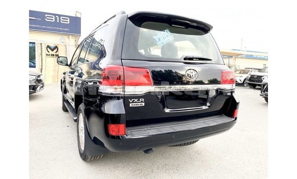 Buy Import Toyota Land Cruiser Black Car in Import - Dubai in Abhasia Buy Import Toyota Land Cruiser Black Car in Import - Dubai in Abhasia