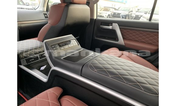 Buy Import Toyota Land Cruiser Black Car in Import - Dubai in Abhasia Buy Import Toyota Land Cruiser Black Car in Import - Dubai in Abhasia