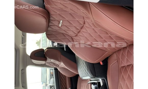 Buy Import Toyota Land Cruiser Black Car in Import - Dubai in Abhasia Buy Import Toyota Land Cruiser Black Car in Import - Dubai in Abhasia