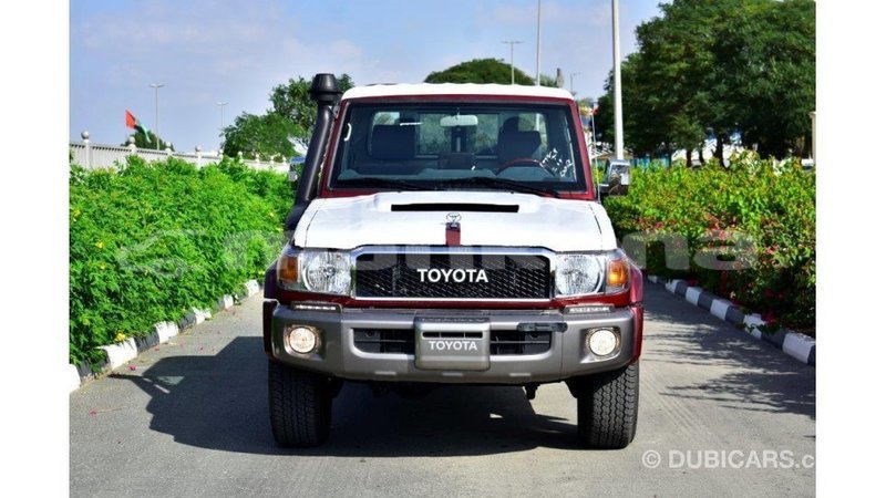 Big with watermark toyota land cruiser abhasia import dubai 2174